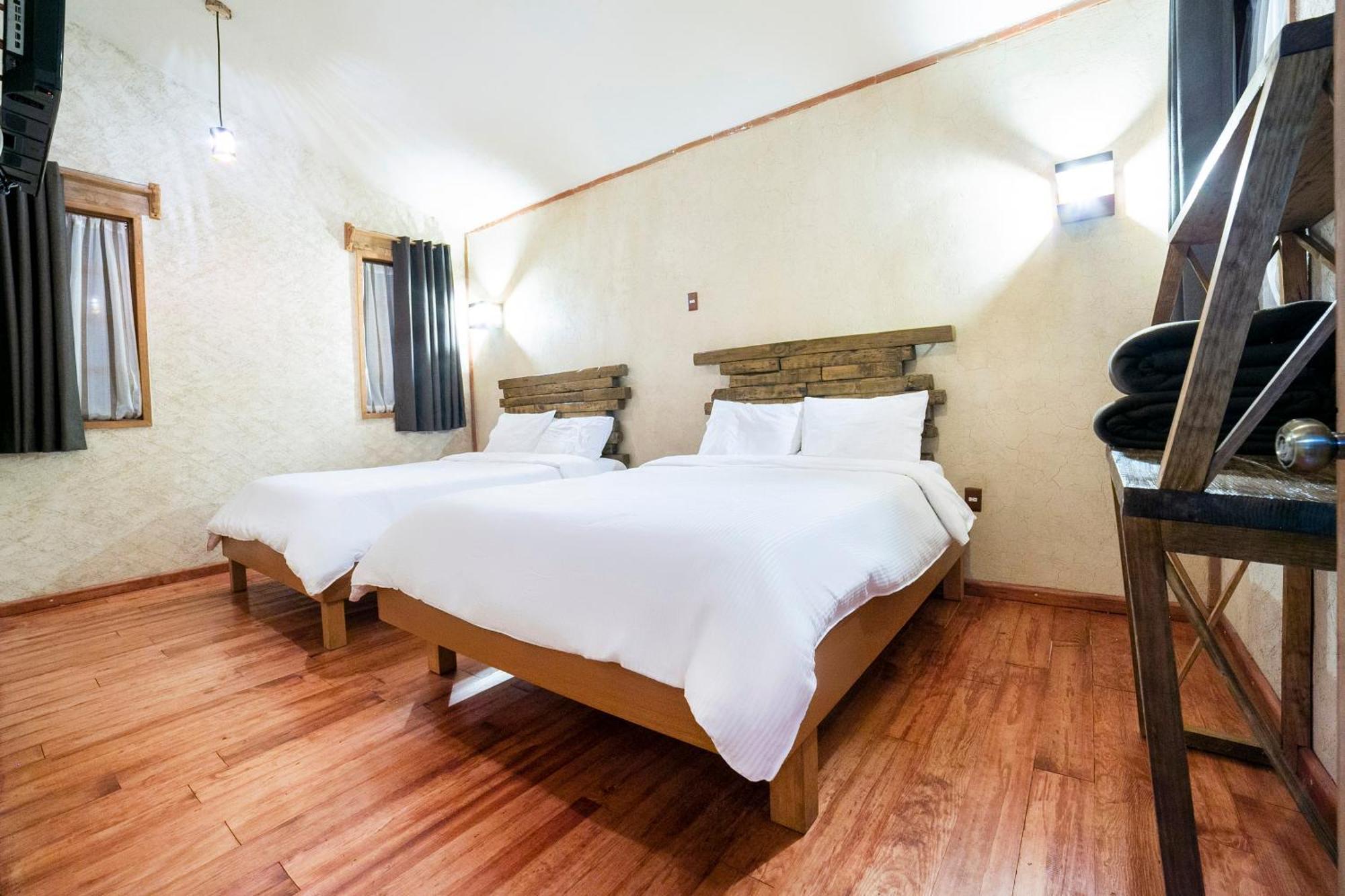 Hotel Collection O Casona De Minas Mineral del Monte Esterno foto